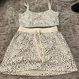 Cow print set